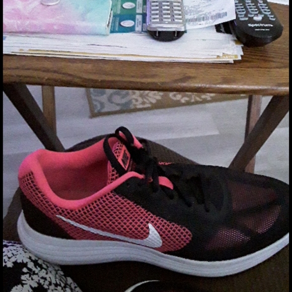 Shoes - Picture 2 of 3